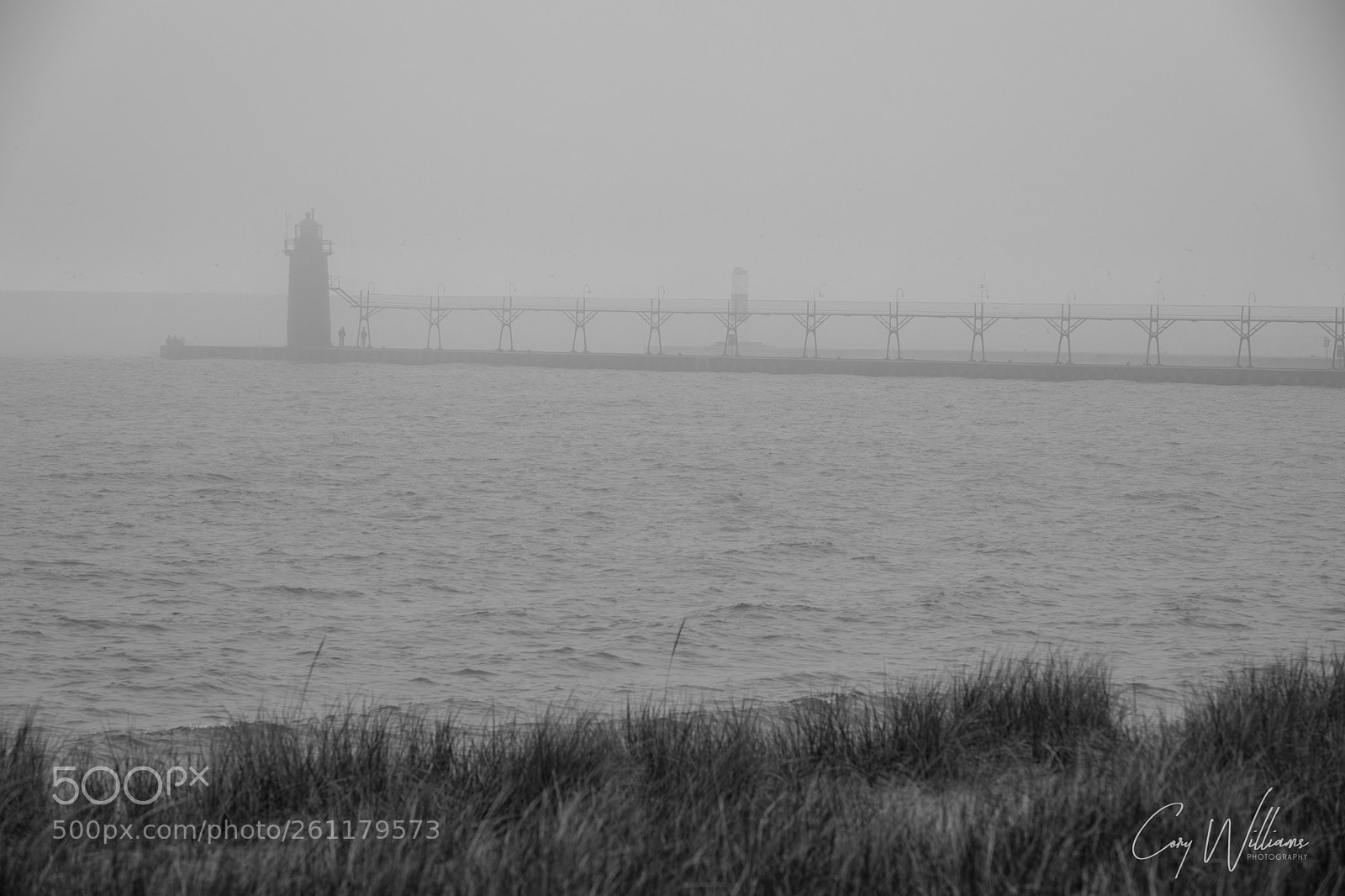 Canon EOS 5D Mark IV sample photo. South haven michigan pier.  photography