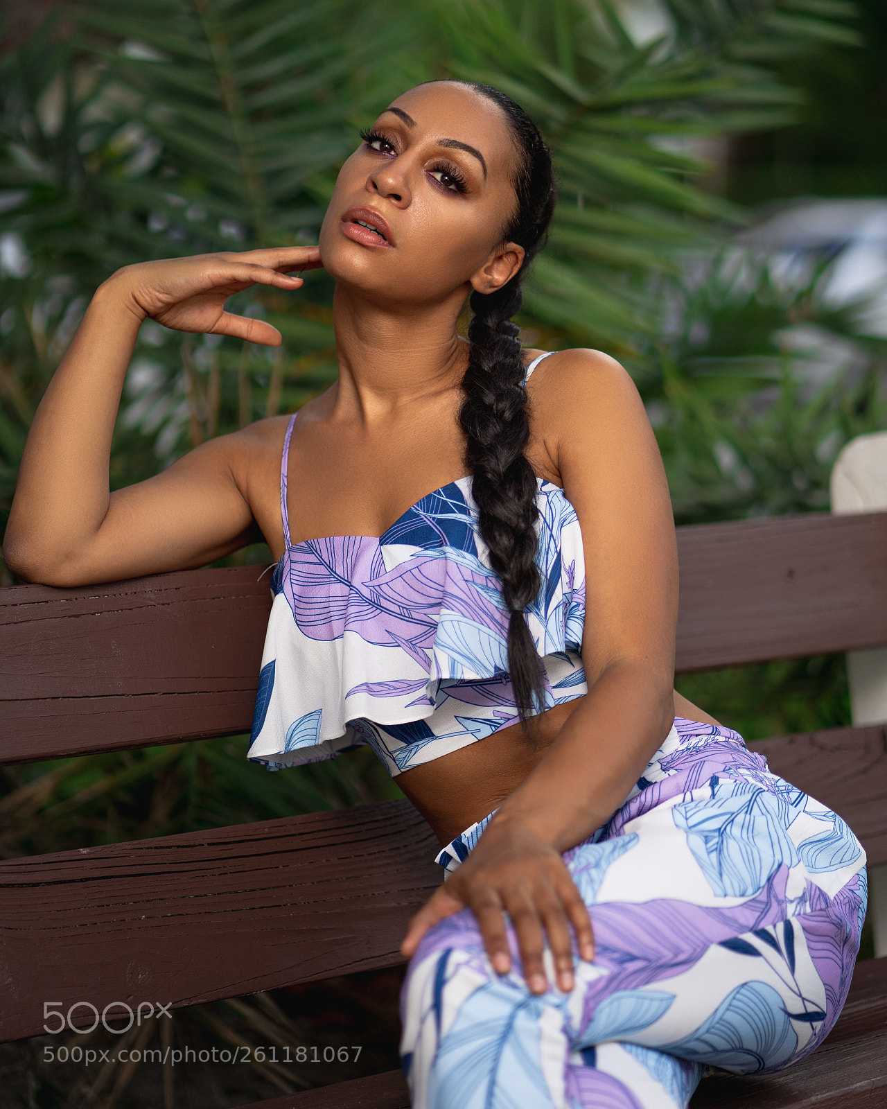 Sony a7 III sample photo. Waiting on the bench photography
