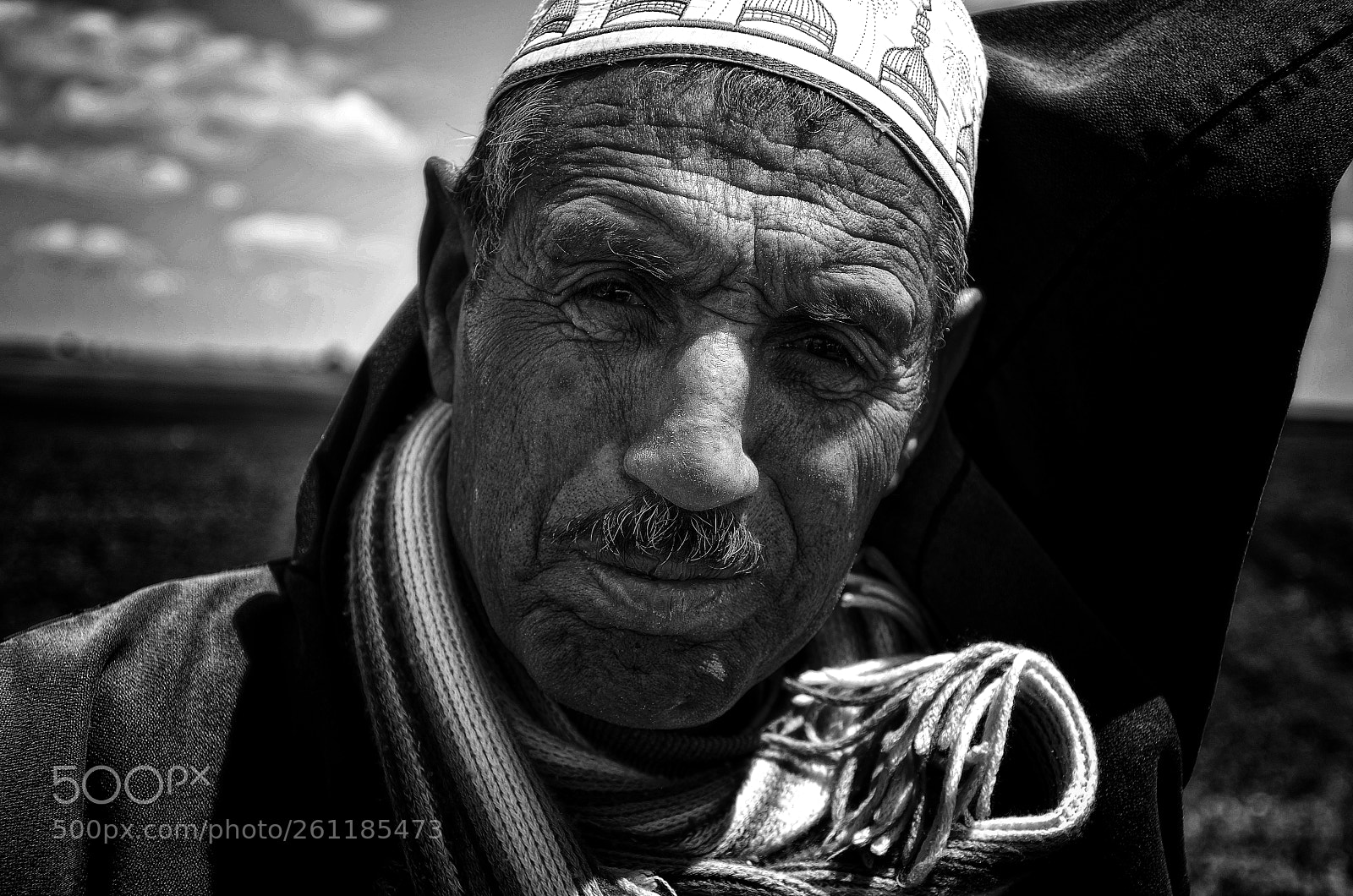 Nikon D5100 sample photo. Moroccan portrait photography