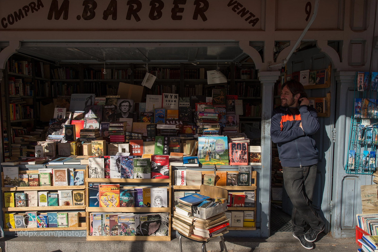 Nikon Df sample photo. Book store photography