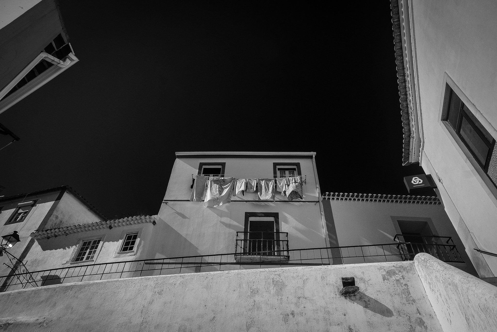 Sony Alpha NEX-7 sample photo. Looking up photography