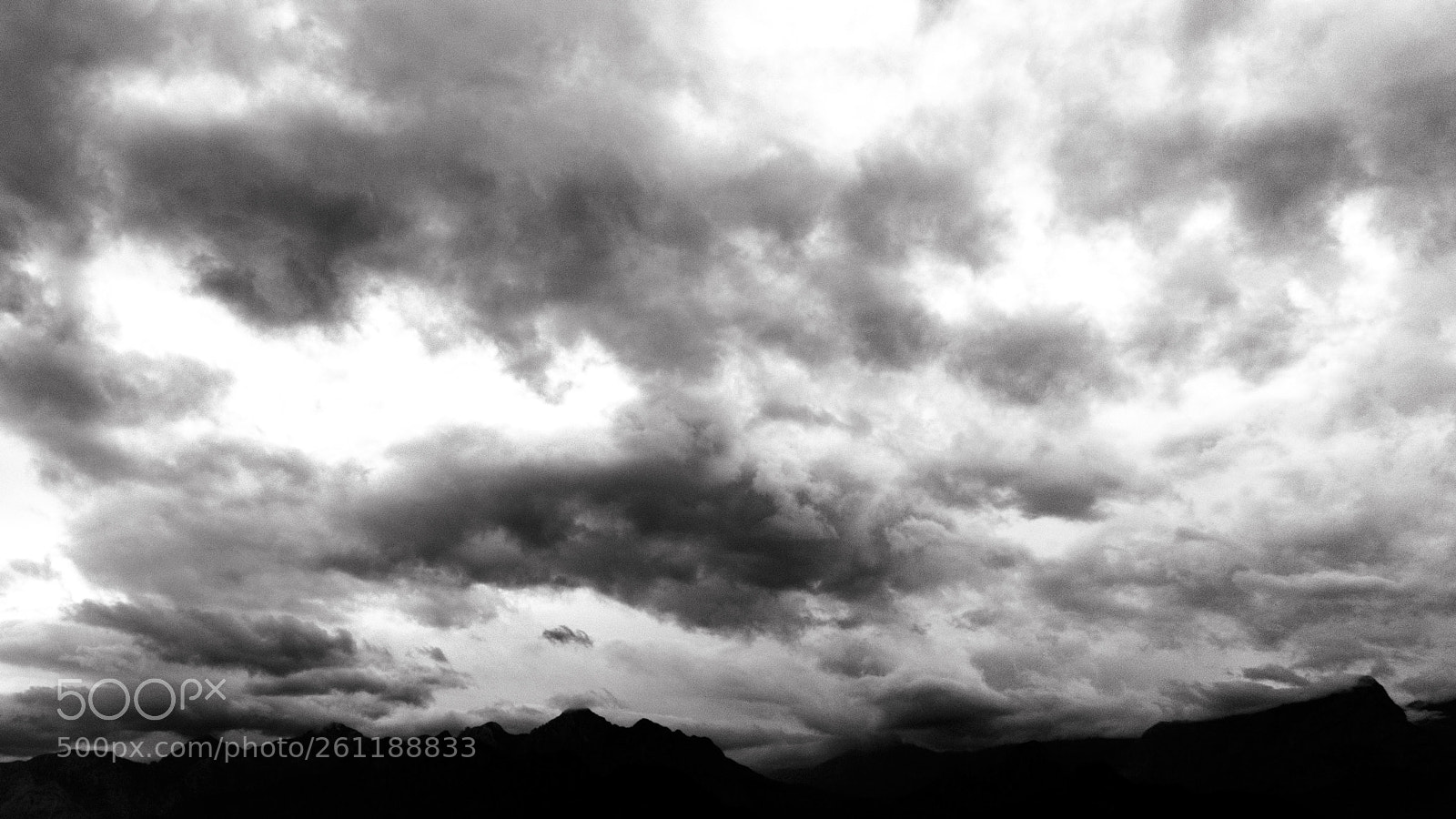 Canon EOS 1300D (EOS Rebel T6 / EOS Kiss X80) sample photo. Magnificence of sky photography