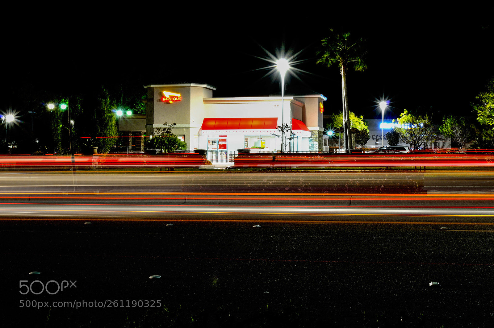 Nikon D3200 sample photo. In n out light photography