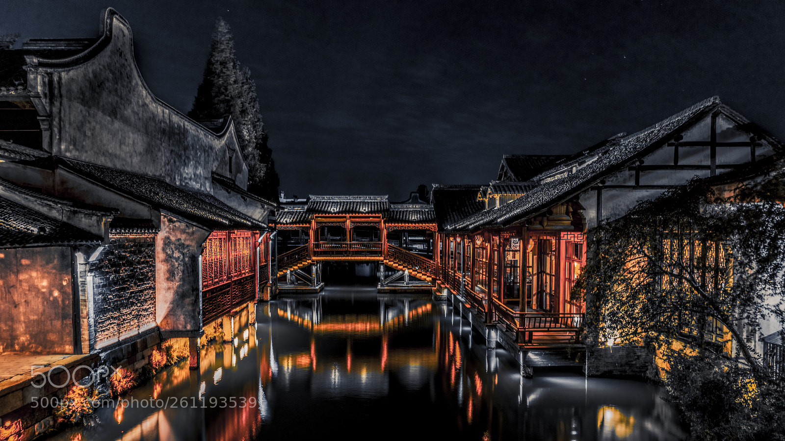 Sony a7R II sample photo. Wuzhen at night photography