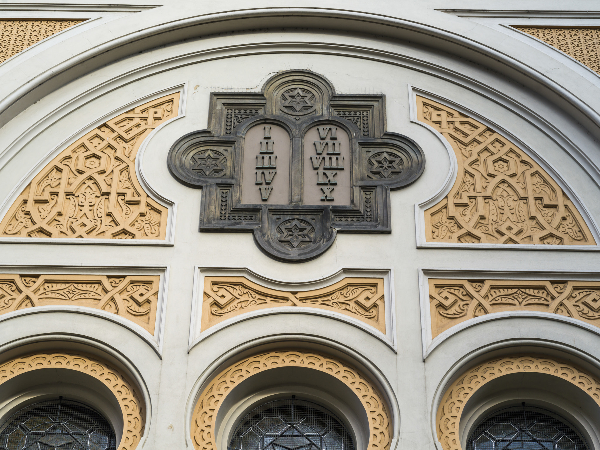 Hasselblad X1D-50c sample photo. The ten commandments represented at the facade of the spanish sy photography