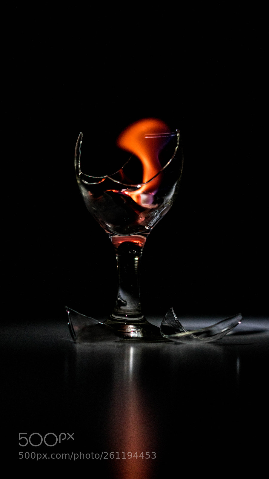 Sony a6300 sample photo. Glass photography