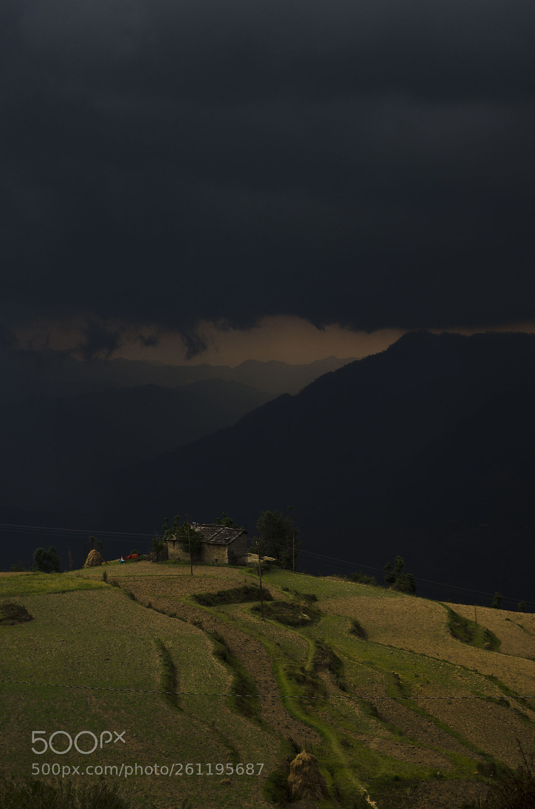 Nikon D5100 sample photo. Mysterious glow photography