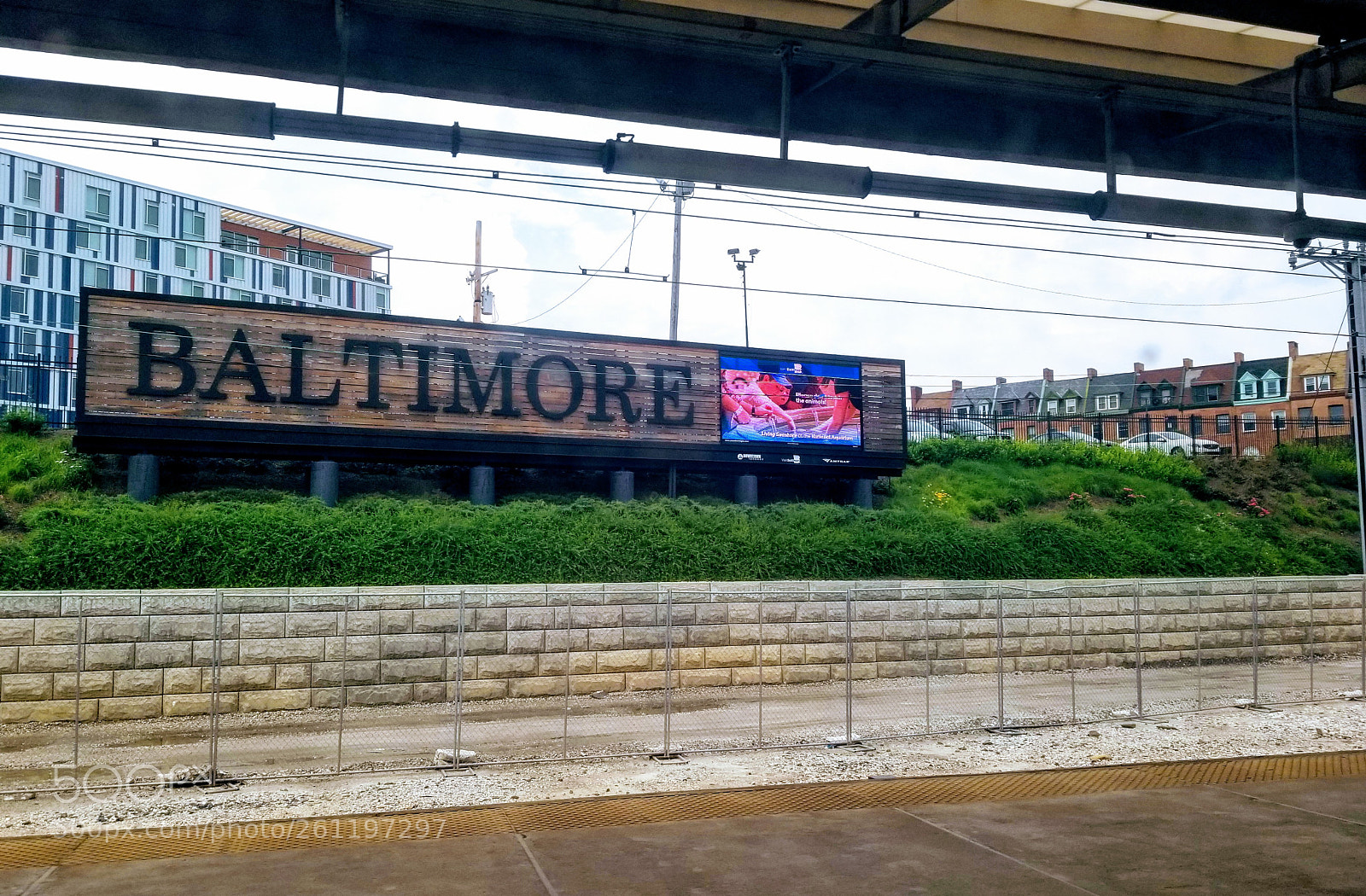 Samsung Galaxy S8 sample photo. Baltimore station photography