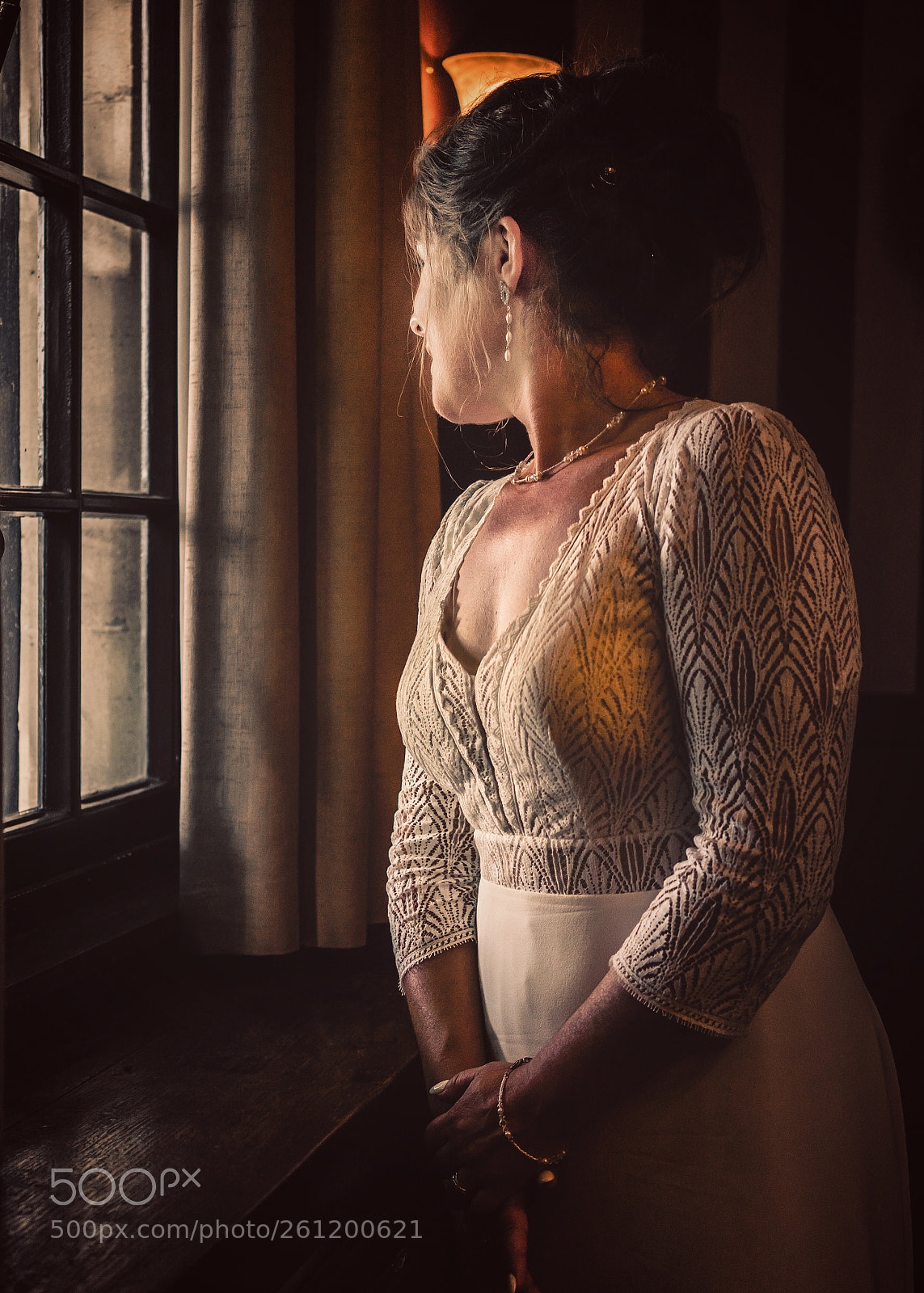Sony a7R sample photo. Waiting at the window  photography