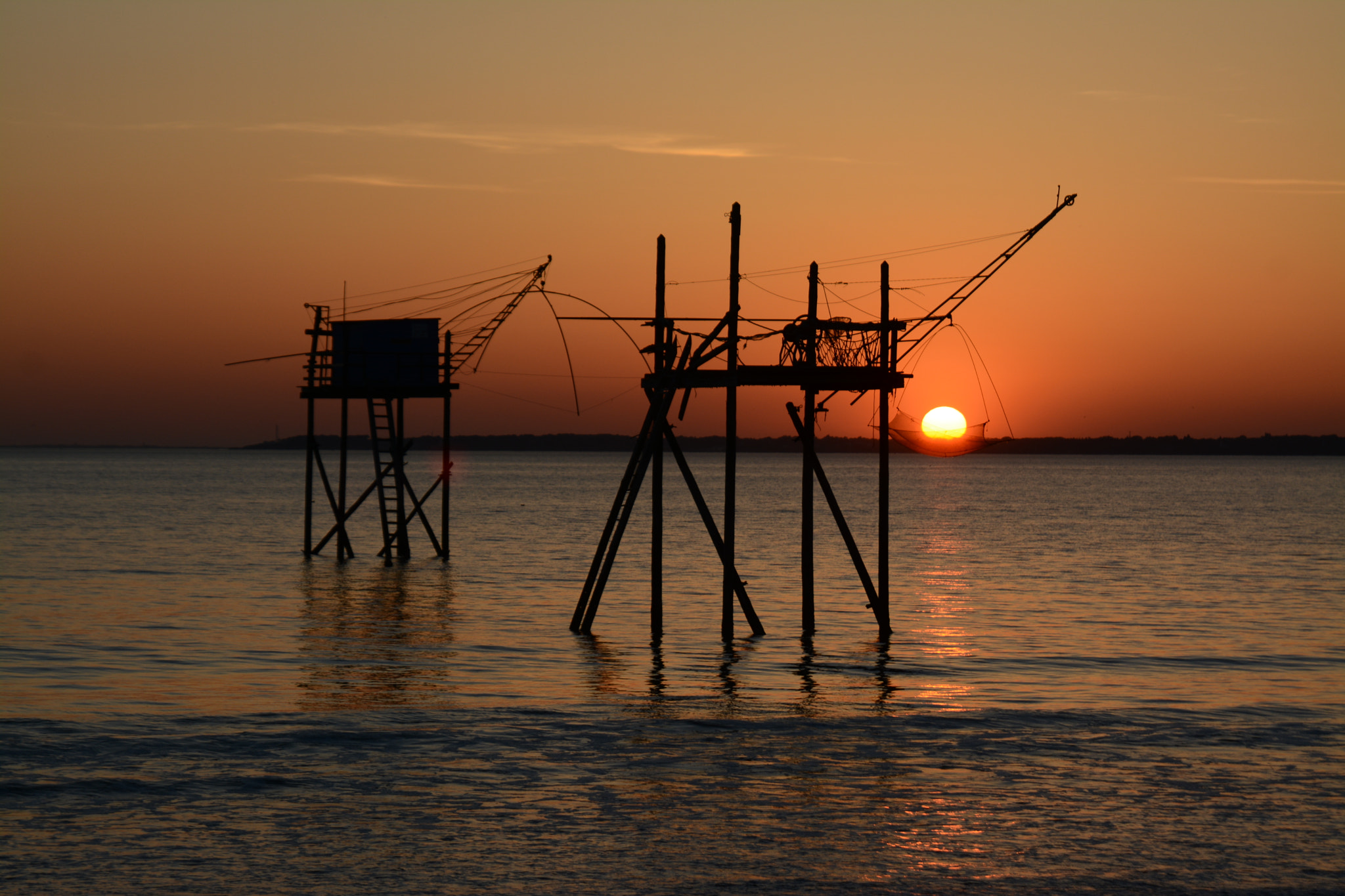 Nikon D7100 + Nikon AF Nikkor 24-85mm F2.8-4D IF sample photo. Fishing the sun... photography