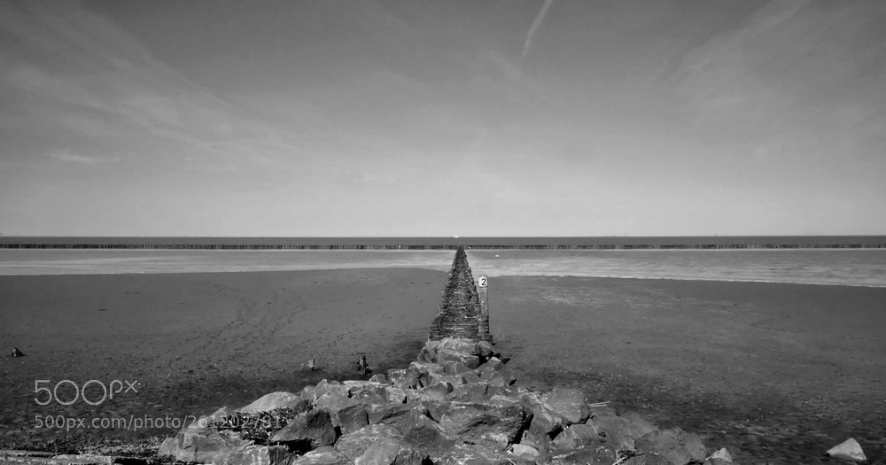 Panasonic Lumix DMC-FZ300 sample photo. Wellenbrecher photography