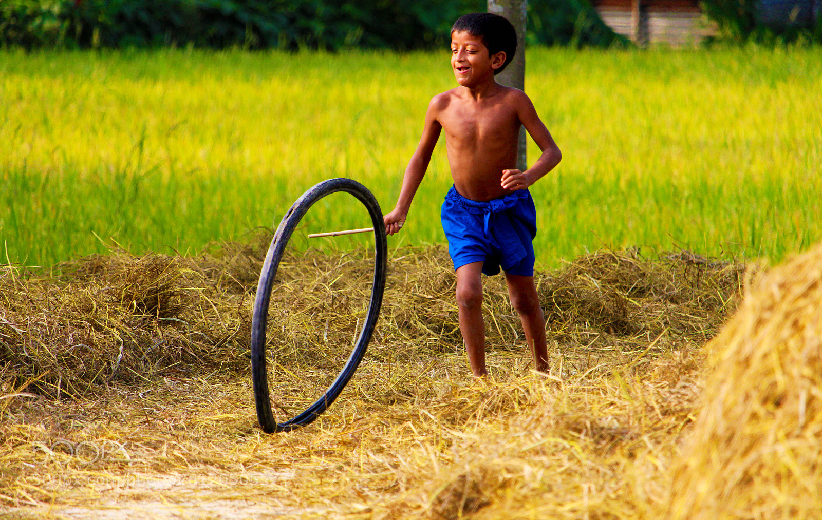 Canon EOS 700D (EOS Rebel T5i / EOS Kiss X7i) sample photo. Playing in childhood photography