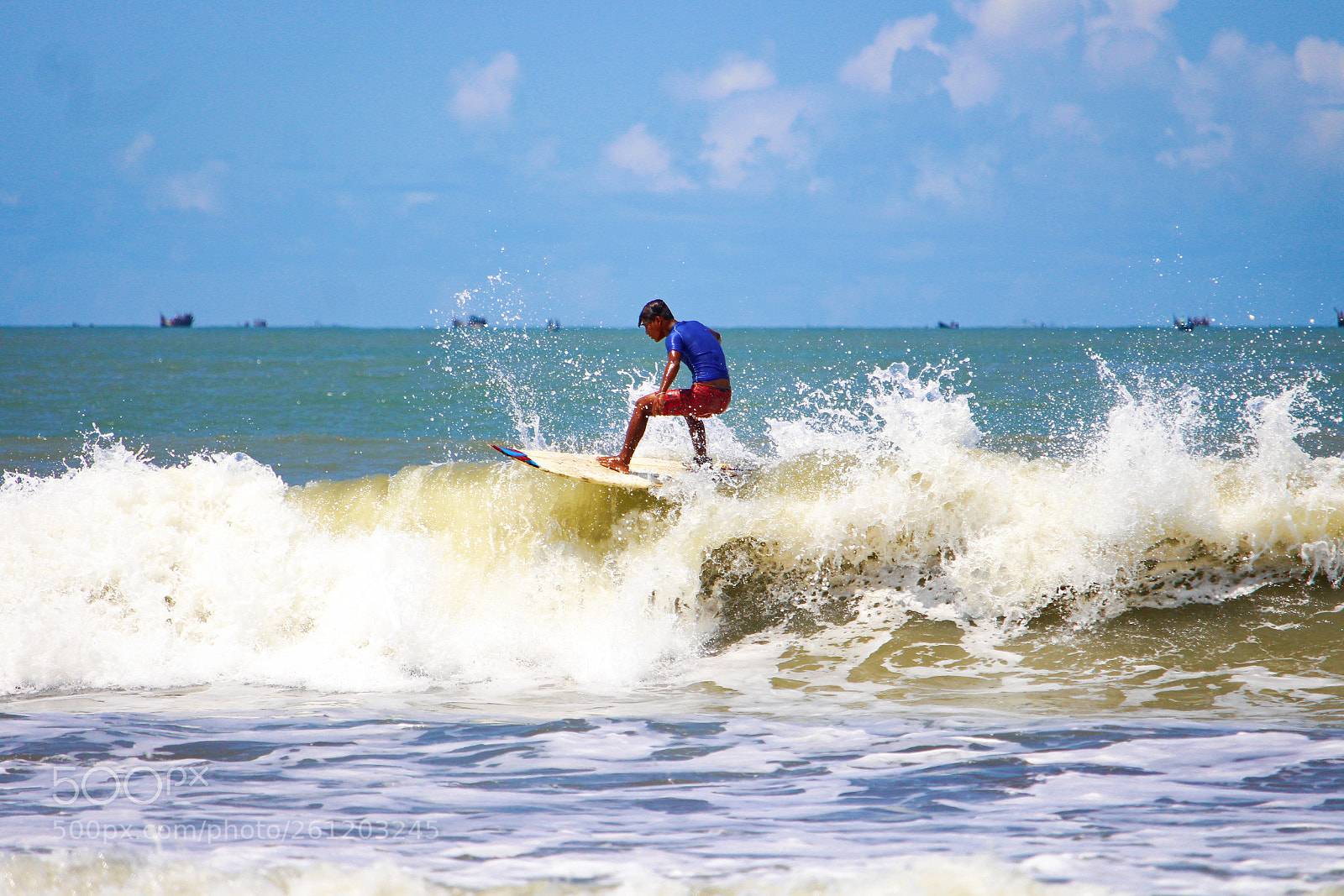 Canon EOS 700D (EOS Rebel T5i / EOS Kiss X7i) sample photo. Bangladeshi surfer photography