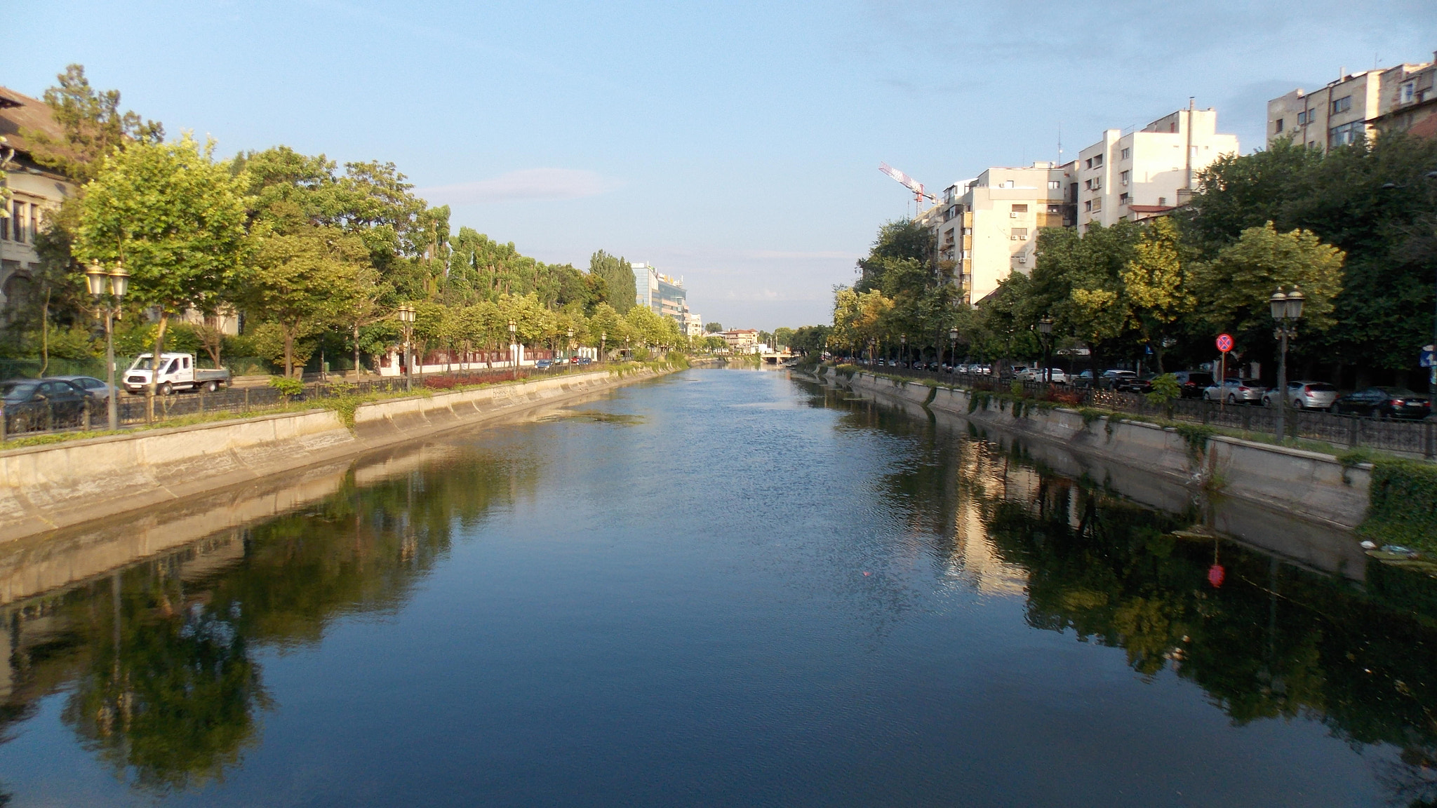 Nikon COOLPIX L320 sample photo. Dambovita river in the morning photography