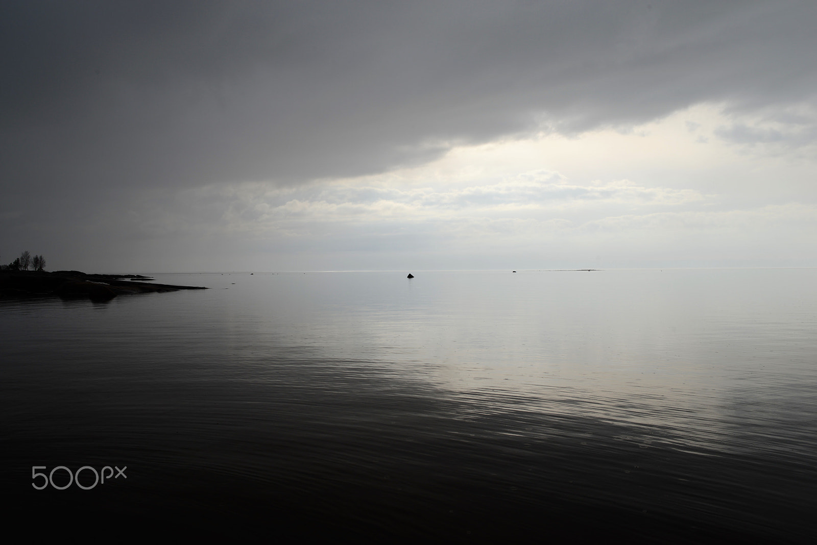 Nikon D800 + Nikon AF-S Nikkor 28mm F1.8G sample photo. Rain is coming photography