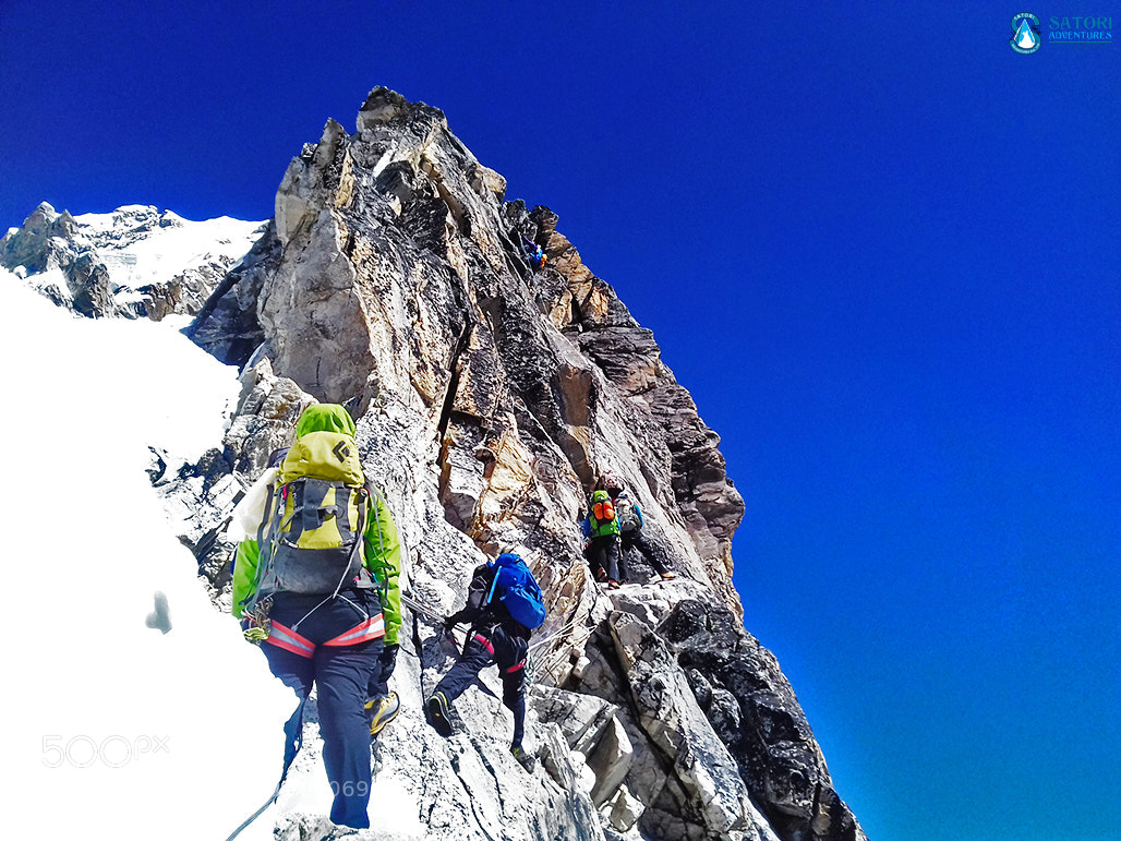 Samsung Galaxy Grand Prime sample photo. Ama dablam expedition photography