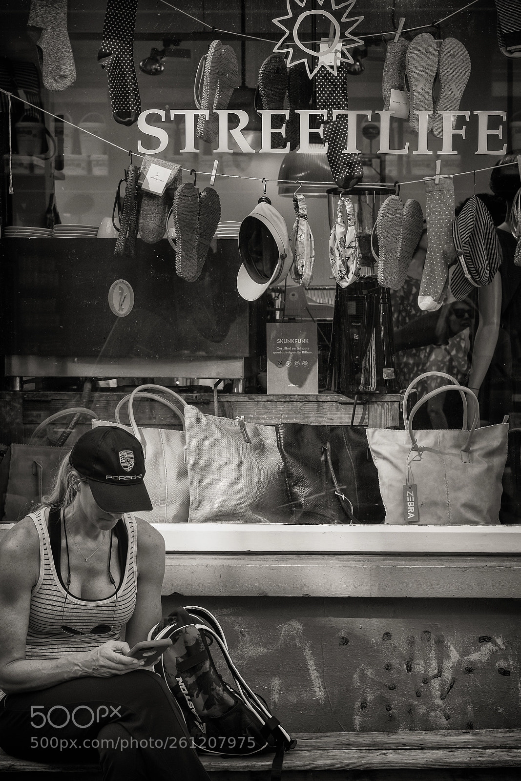 Fujifilm X-H1 sample photo. Streetlife photography