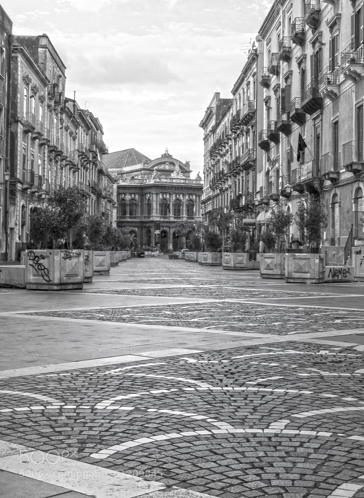 Sony Cyber-shot DSC-RX100 III sample photo. Bellini theater photography