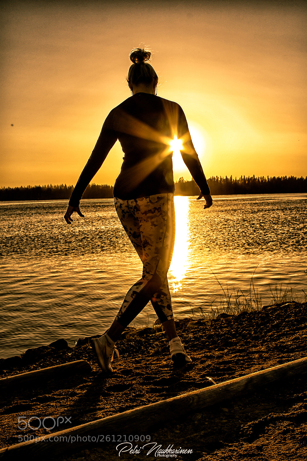 Canon EOS 7D Mark II sample photo. Sunset walk photography