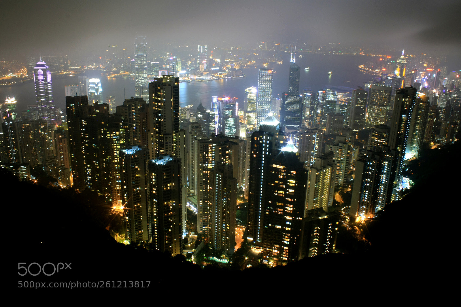 Canon EOS 1000D (EOS Digital Rebel XS / EOS Kiss F) sample photo. Skycrapers photography