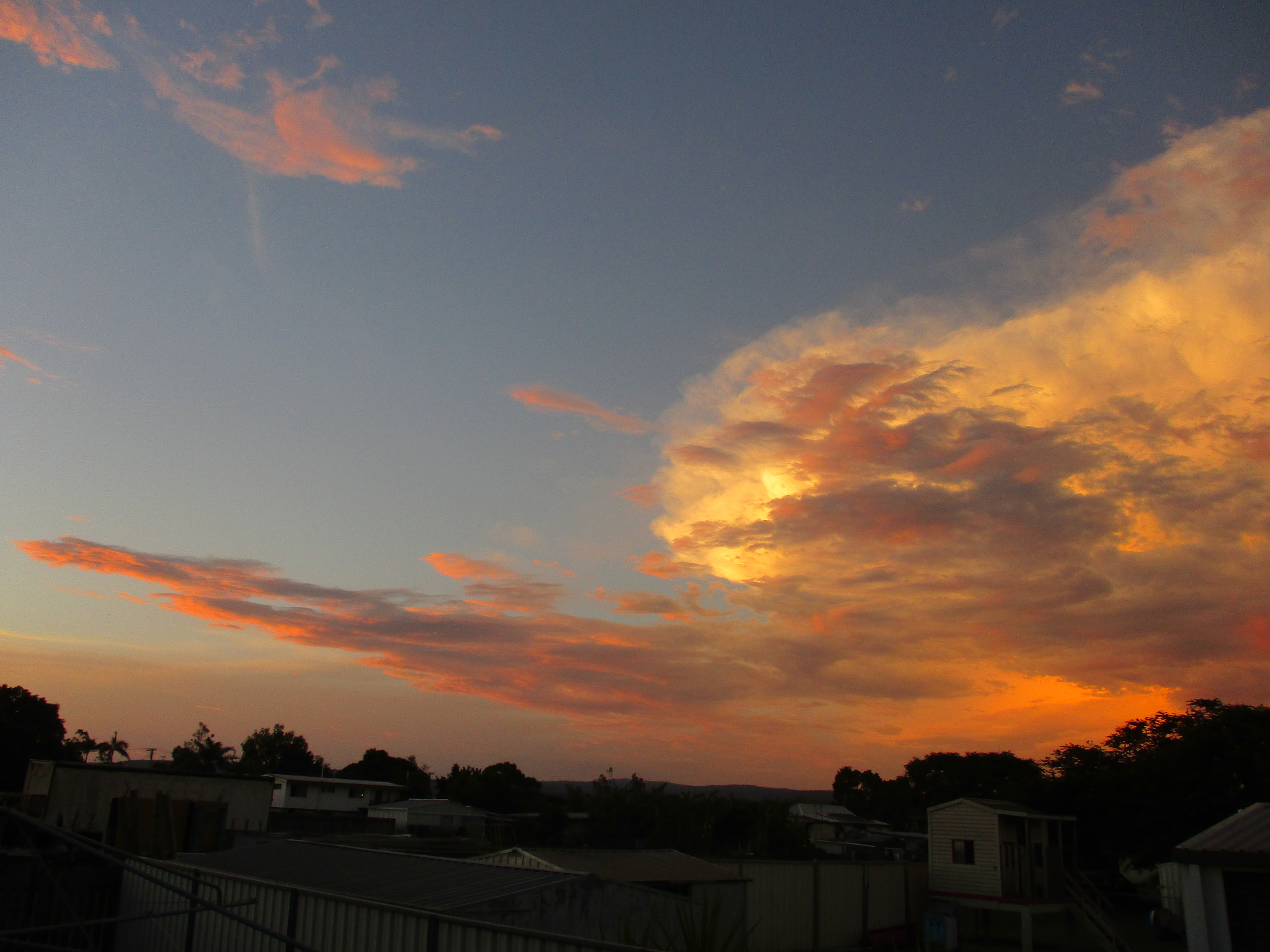 Canon IXUS 185 sample photo. Backyard sunset views photography