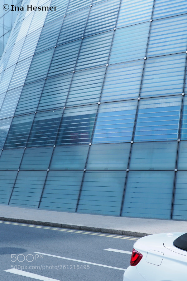 Olympus OM-D E-M10 II sample photo. Canary wharf photography