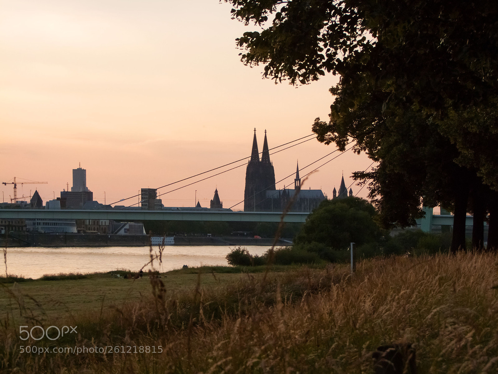 Fujifilm FinePix S100fs sample photo. Sundown in cologne photography