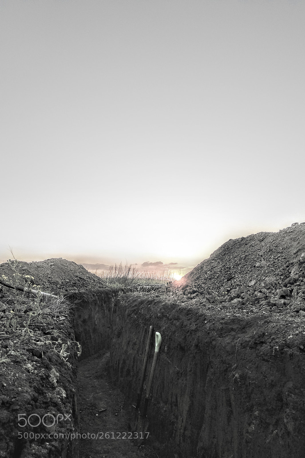 Xiaomi Mi A1 sample photo. Sunset in trench. photography