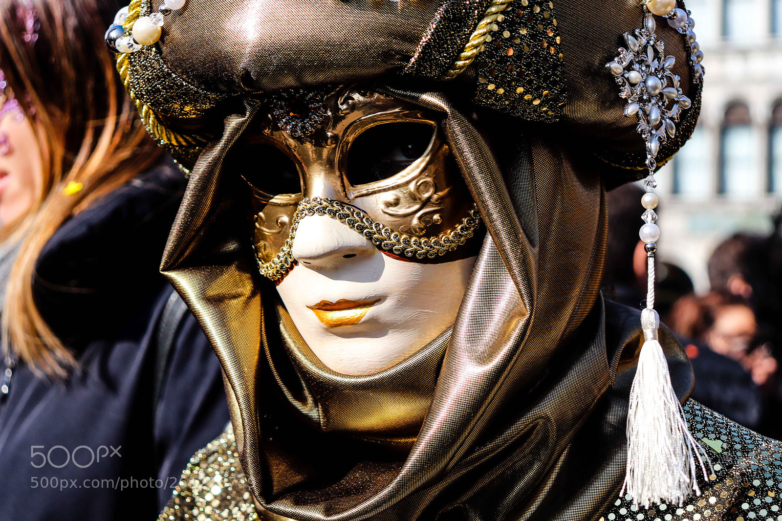 Canon EOS 200D (EOS Rebel SL2 / EOS Kiss X9) sample photo. Venice carnival photography