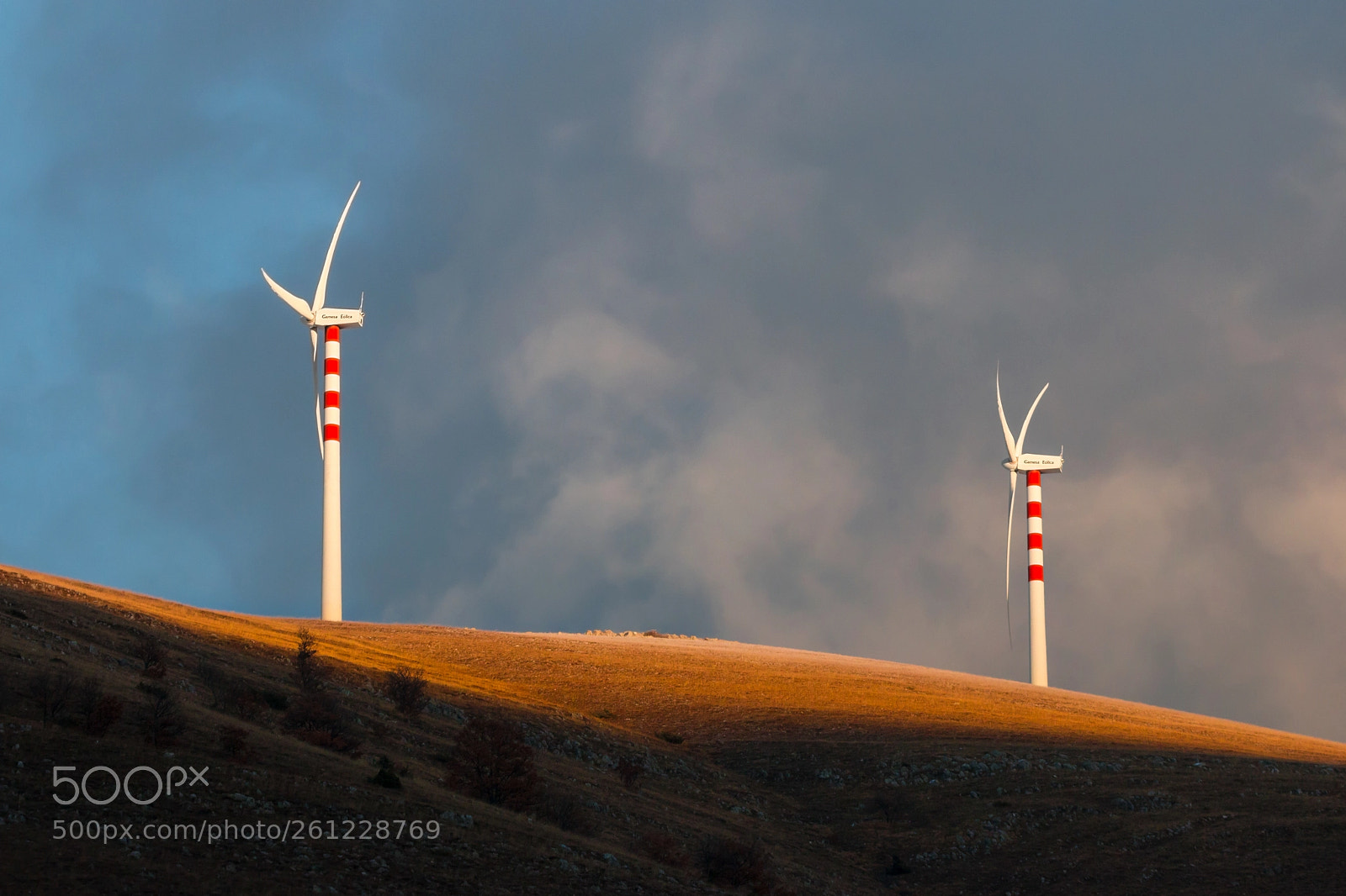 Canon EOS 70D sample photo. The power of wind photography