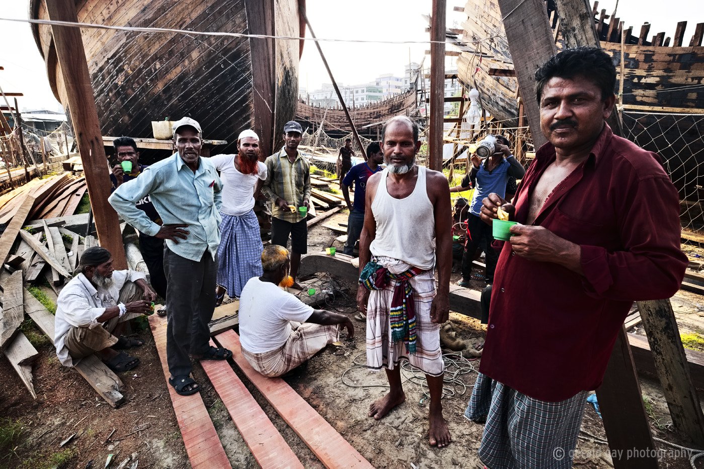 Fujifilm X-E3 sample photo. Boat building crew photography