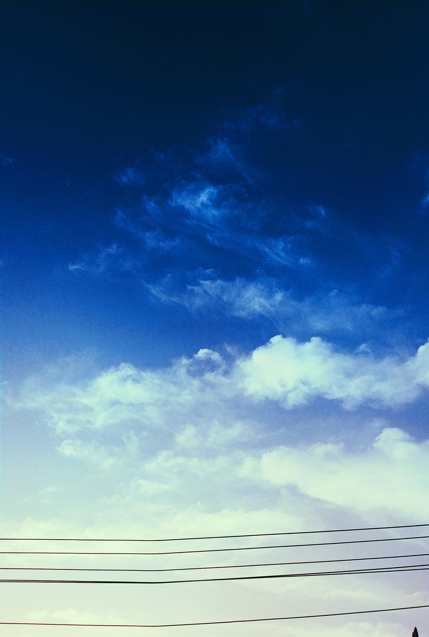 Xiaomi MIX 2 sample photo. Sky photography