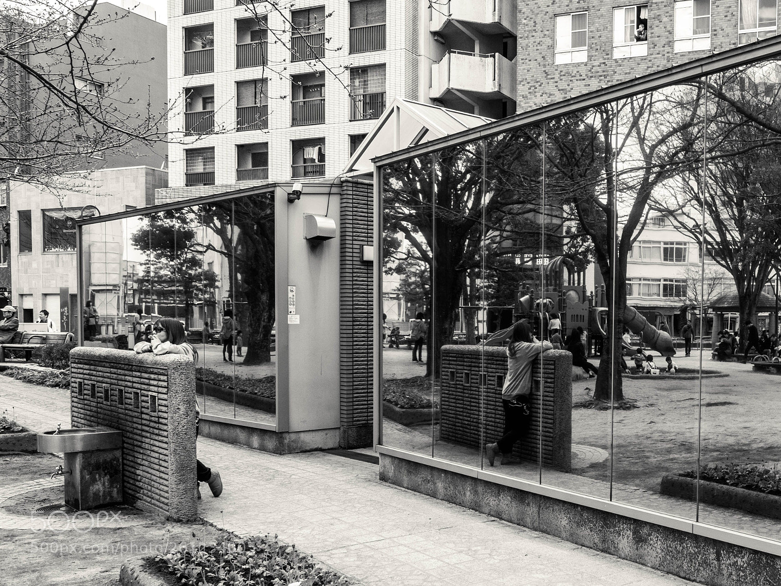Olympus OM-D E-M1 Mark II sample photo. Park photography