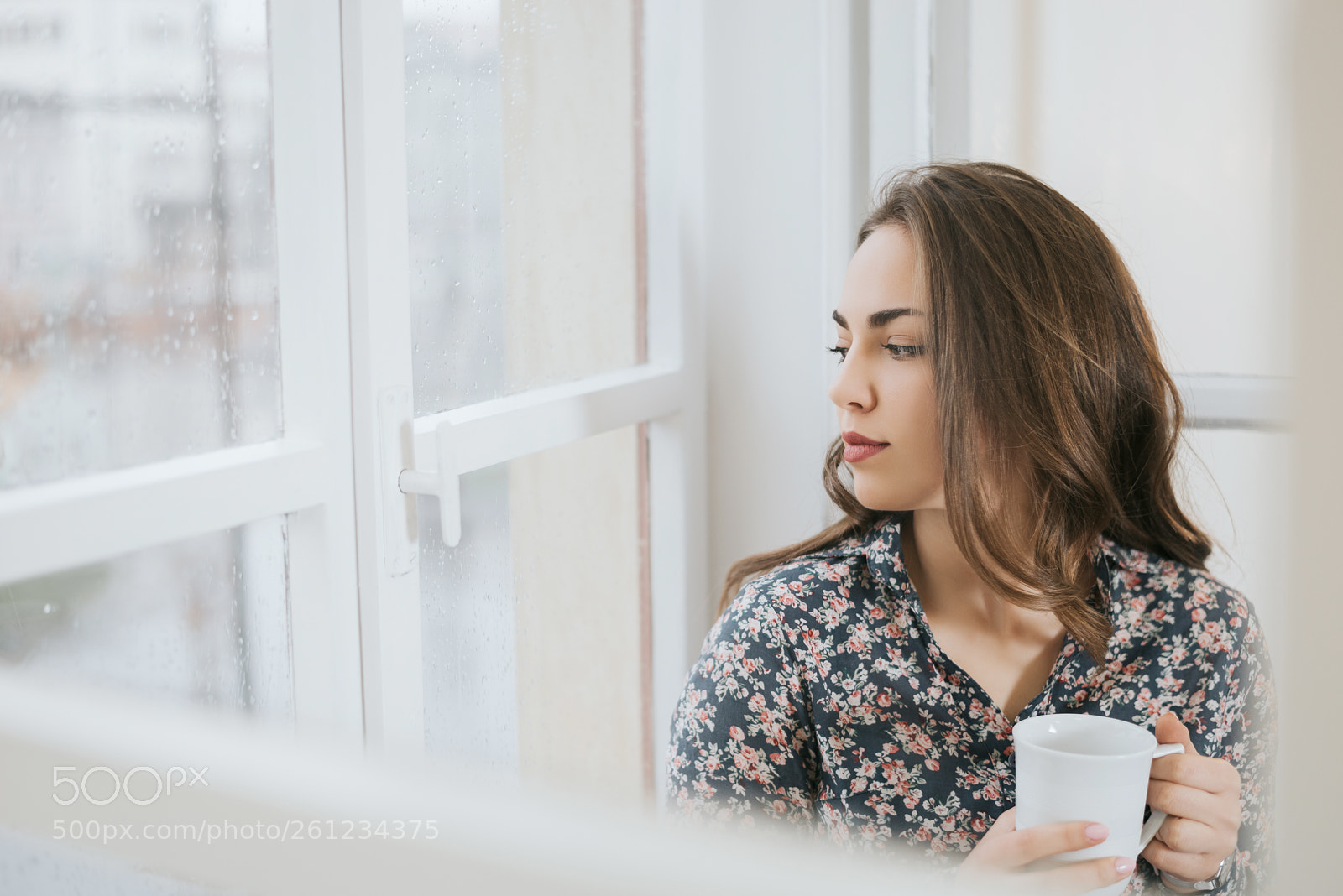 Nikon D610 sample photo. Beautiful woman looking through photography