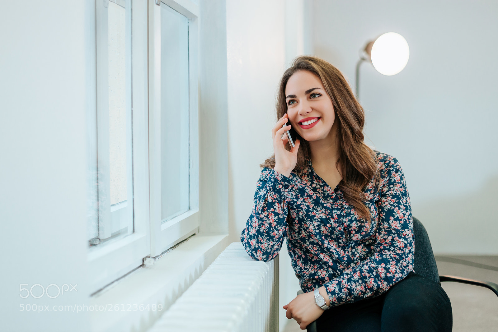 Nikon D610 sample photo. Pretty woman talking on photography