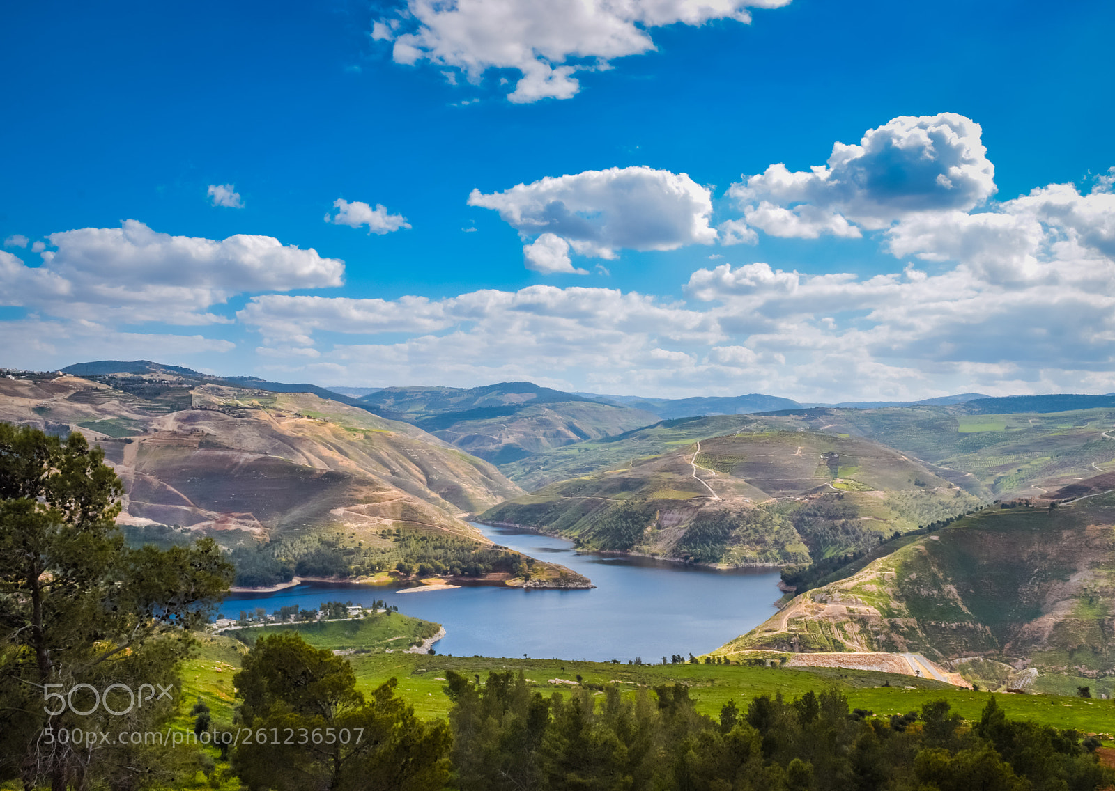 Nikon D3300 sample photo. King talal dam photography