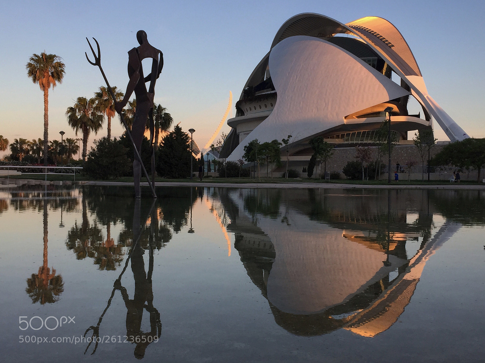 Apple iPhone 6 sample photo. Palacio reina sofía.  photography