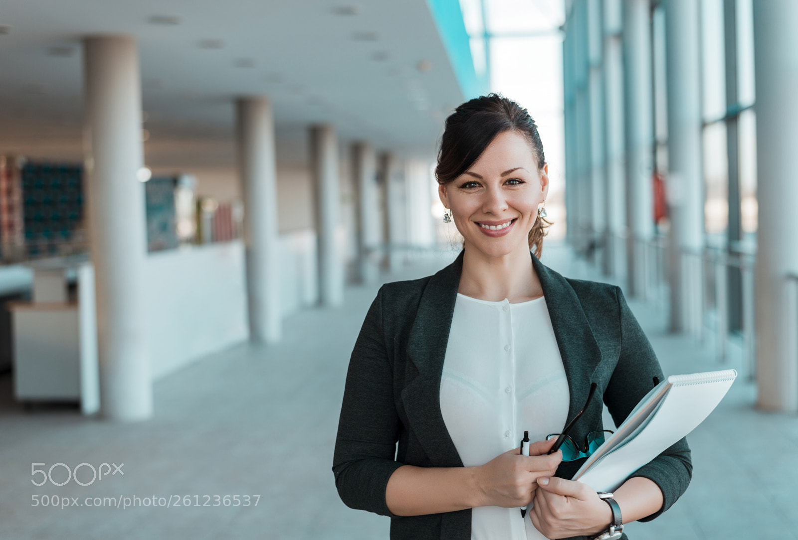 Nikon D610 sample photo. Portrait of a successful photography