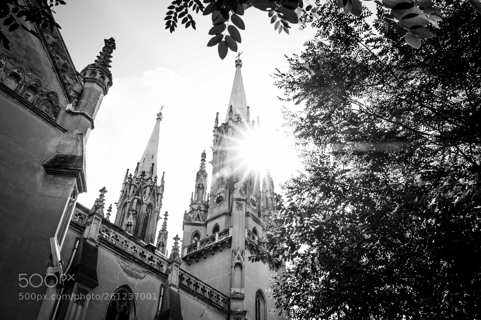 Fujifilm X-T2 sample photo. Vrsac cathedral photography