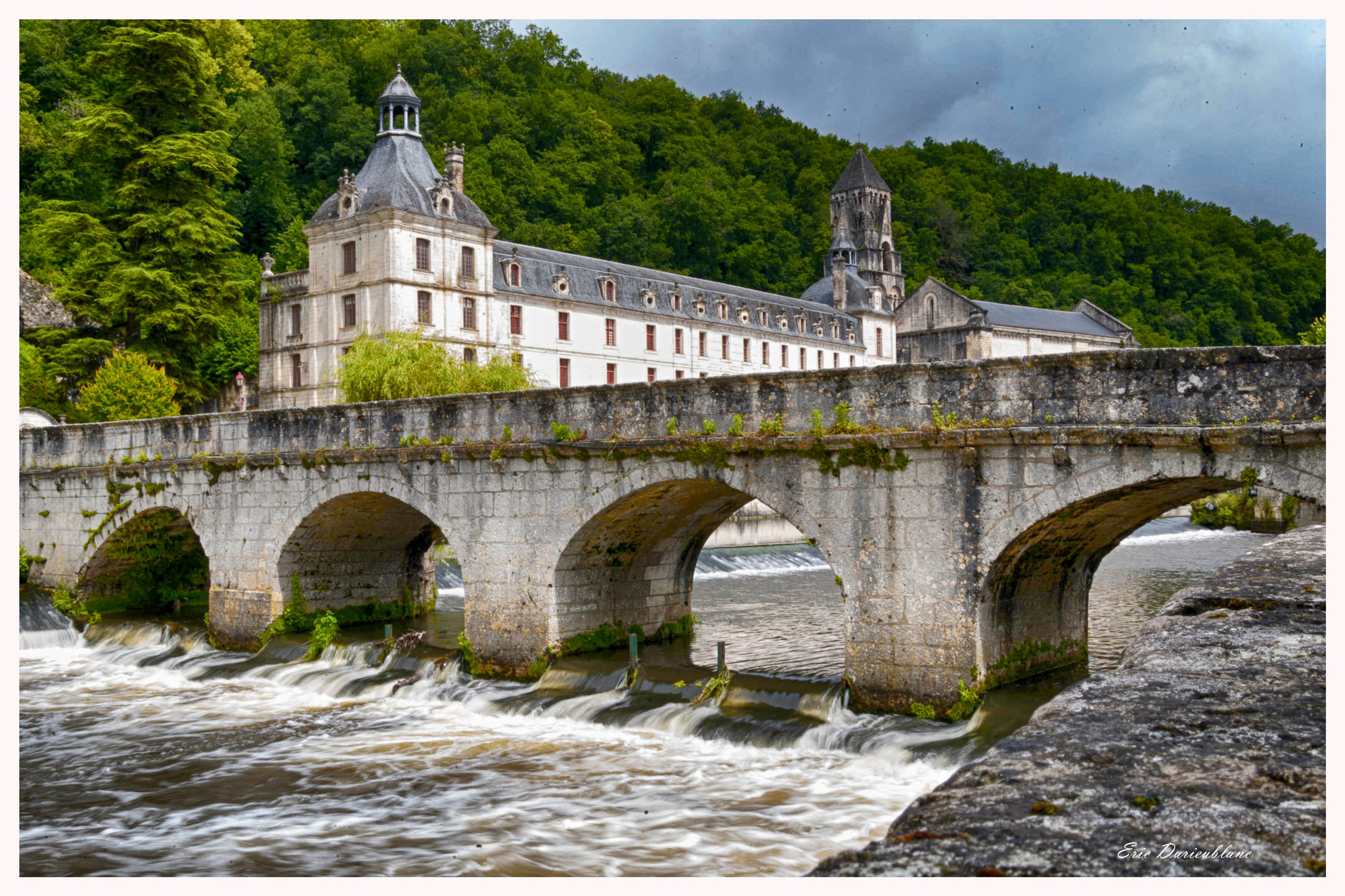 Canon EOS-1D Mark II sample photo. Brantôme bridge photography