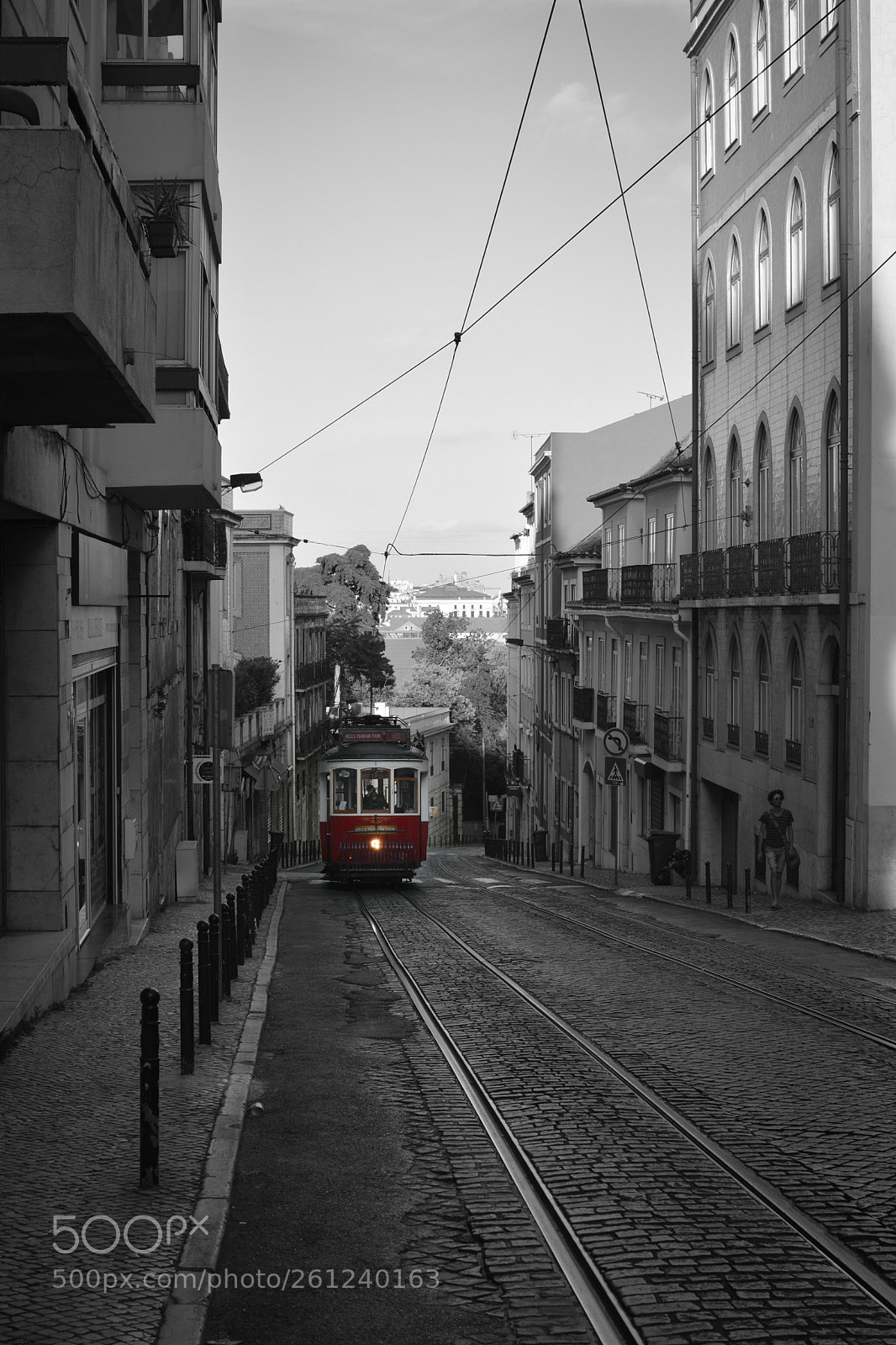 Nikon D5200 sample photo. Streets of lisbon photography