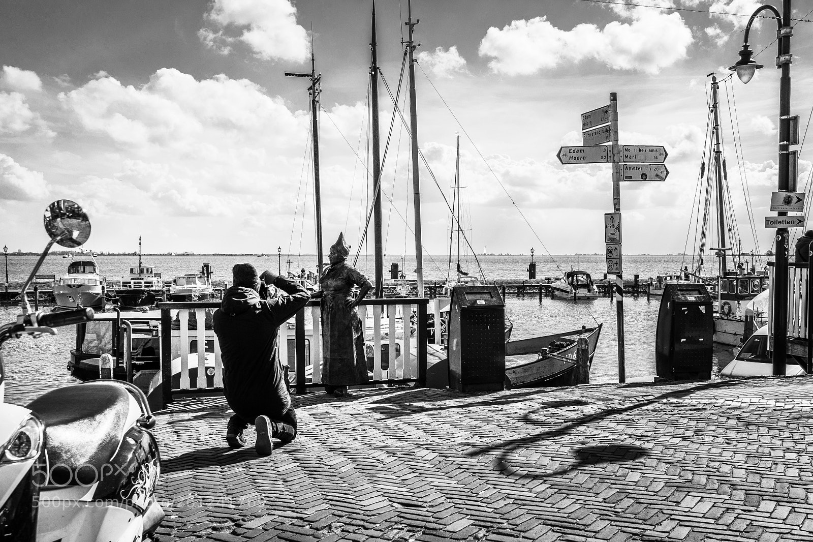 Sony a7 II sample photo. Volendam tourism photography