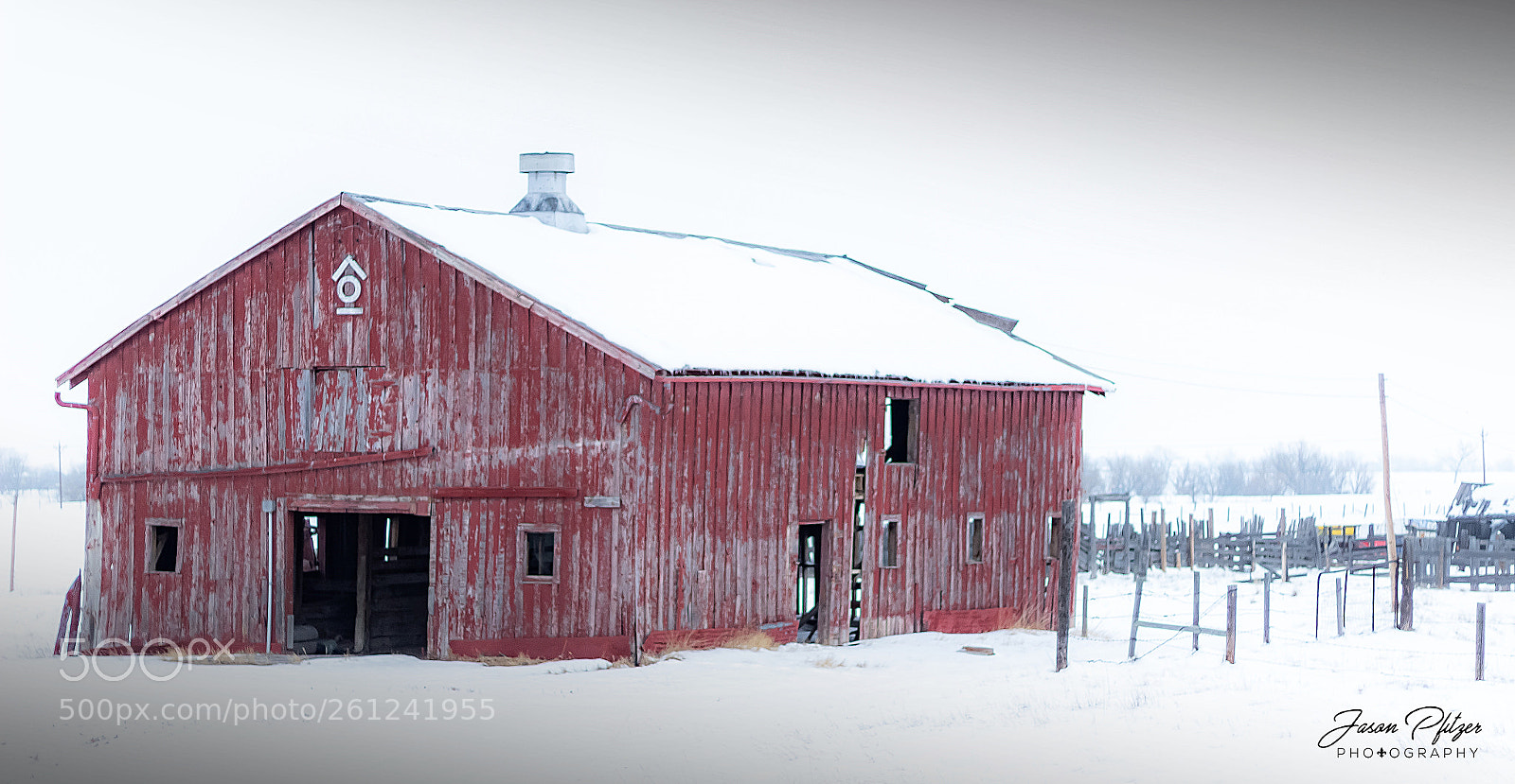 Canon EOS 1300D (EOS Rebel T6 / EOS Kiss X80) sample photo. Red barn photography