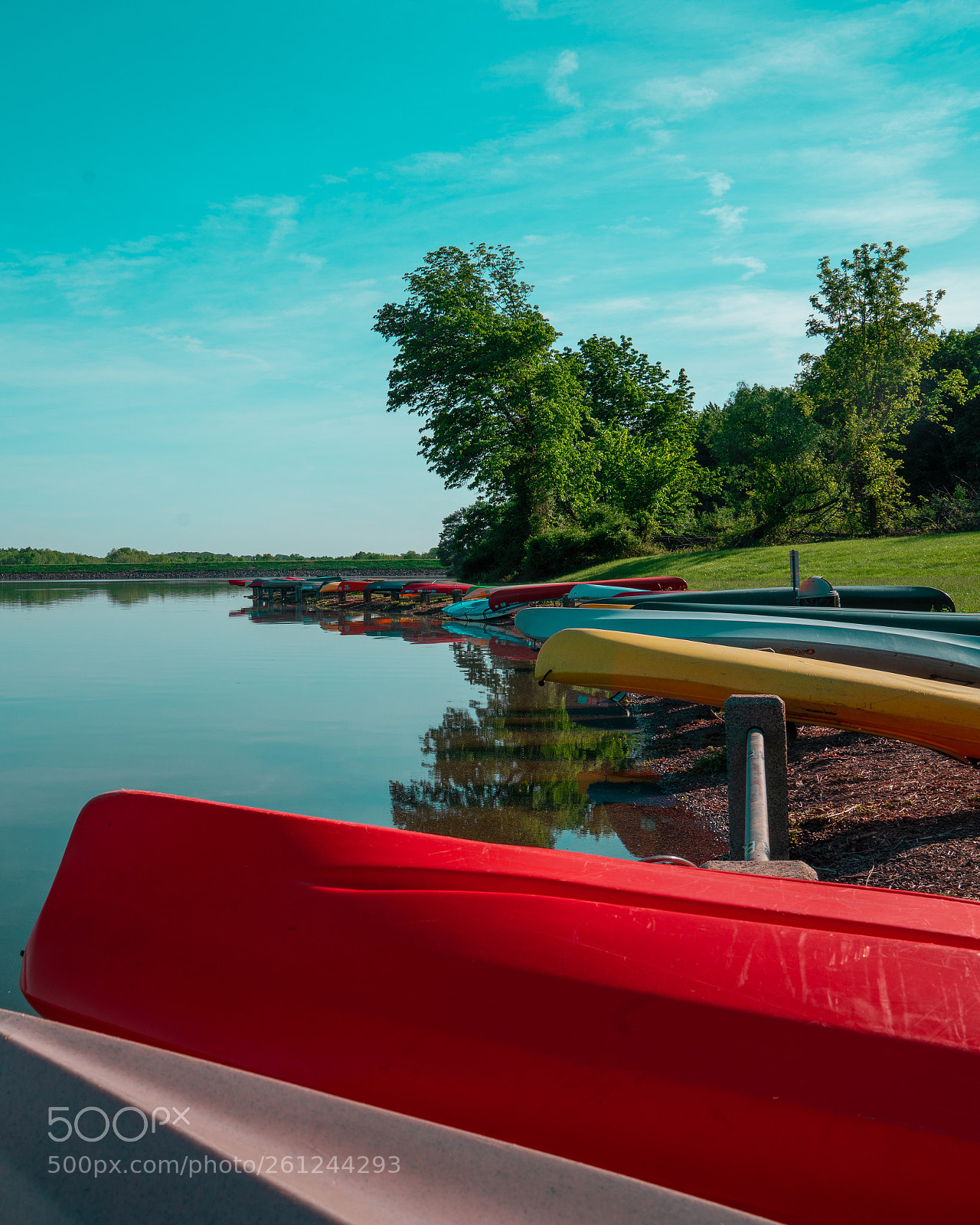 Sony a7R III sample photo. Boats along the lake photography