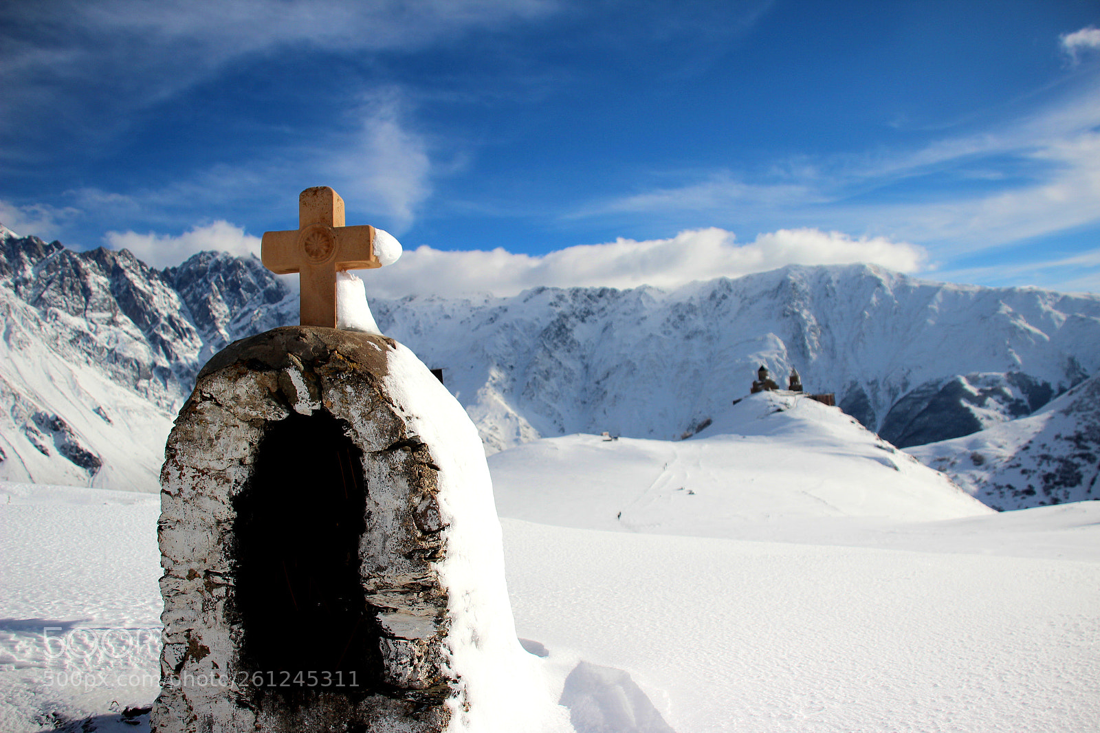 Canon EOS 600D (Rebel EOS T3i / EOS Kiss X5) sample photo. Kazbegi georgia photography