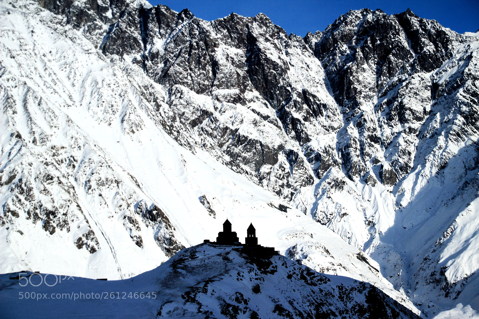 Canon EOS 600D (Rebel EOS T3i / EOS Kiss X5) sample photo. Kazbegi georgia photography