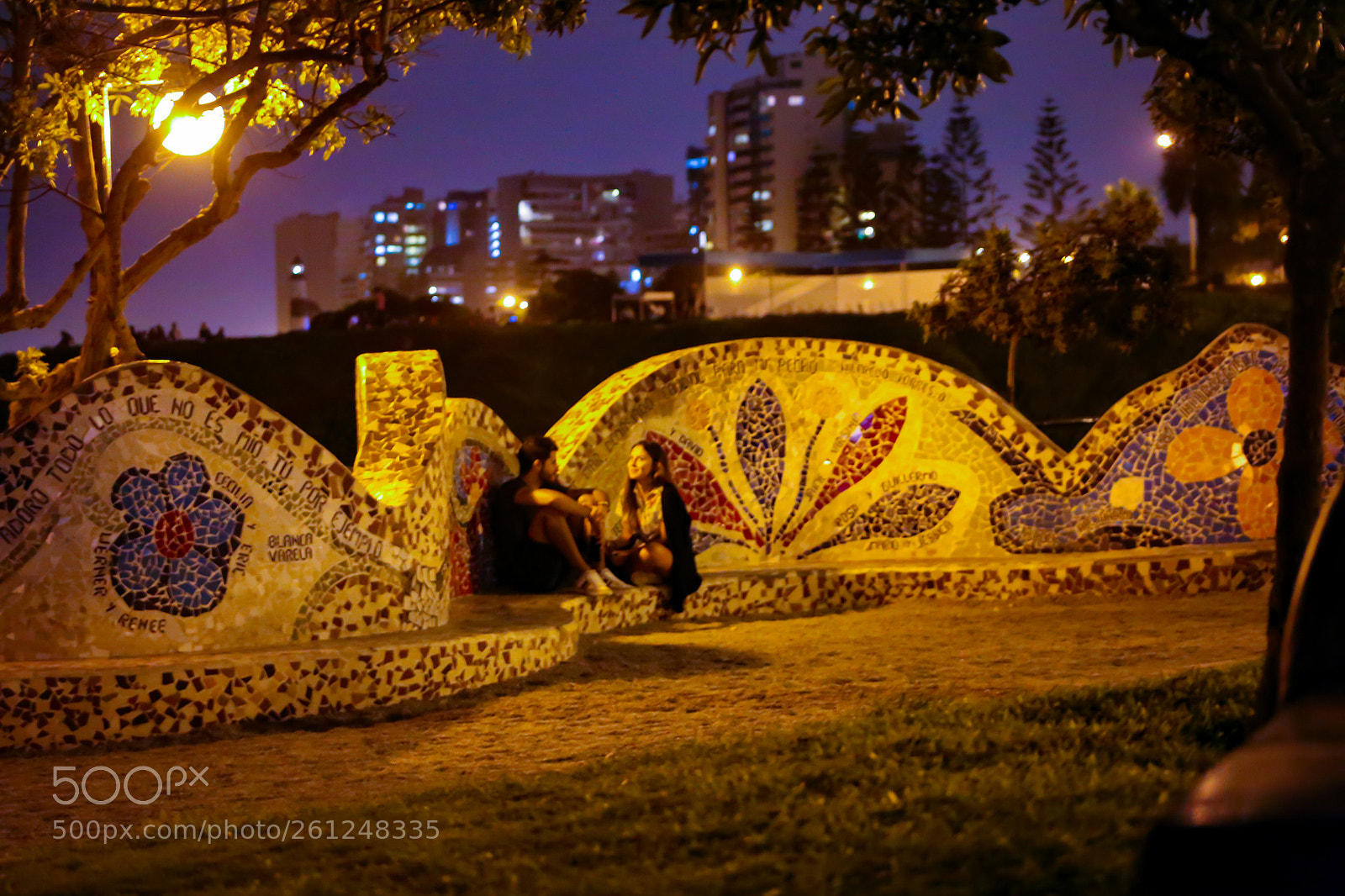 Canon EOS 6D sample photo. Love park photography