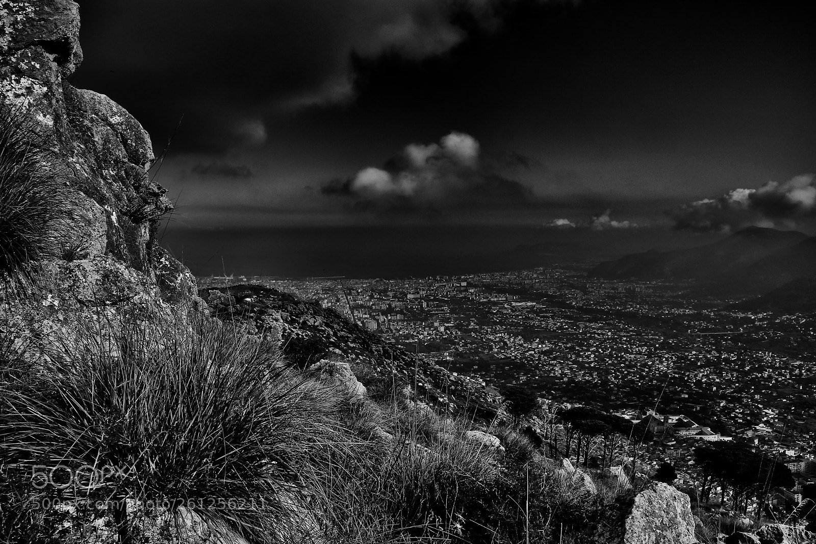 Canon EOS 550D (EOS Rebel T2i / EOS Kiss X4) sample photo. View from castellaccio photography