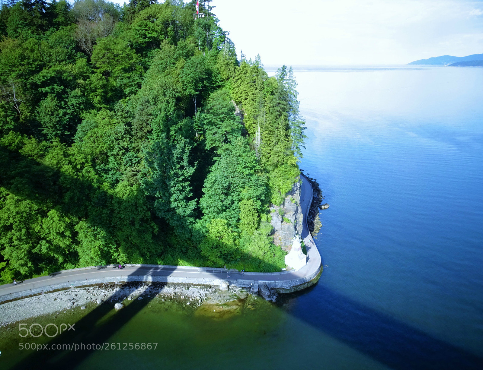 Sony Cyber-shot DSC-HX90V sample photo. Shadow from the bridge photography
