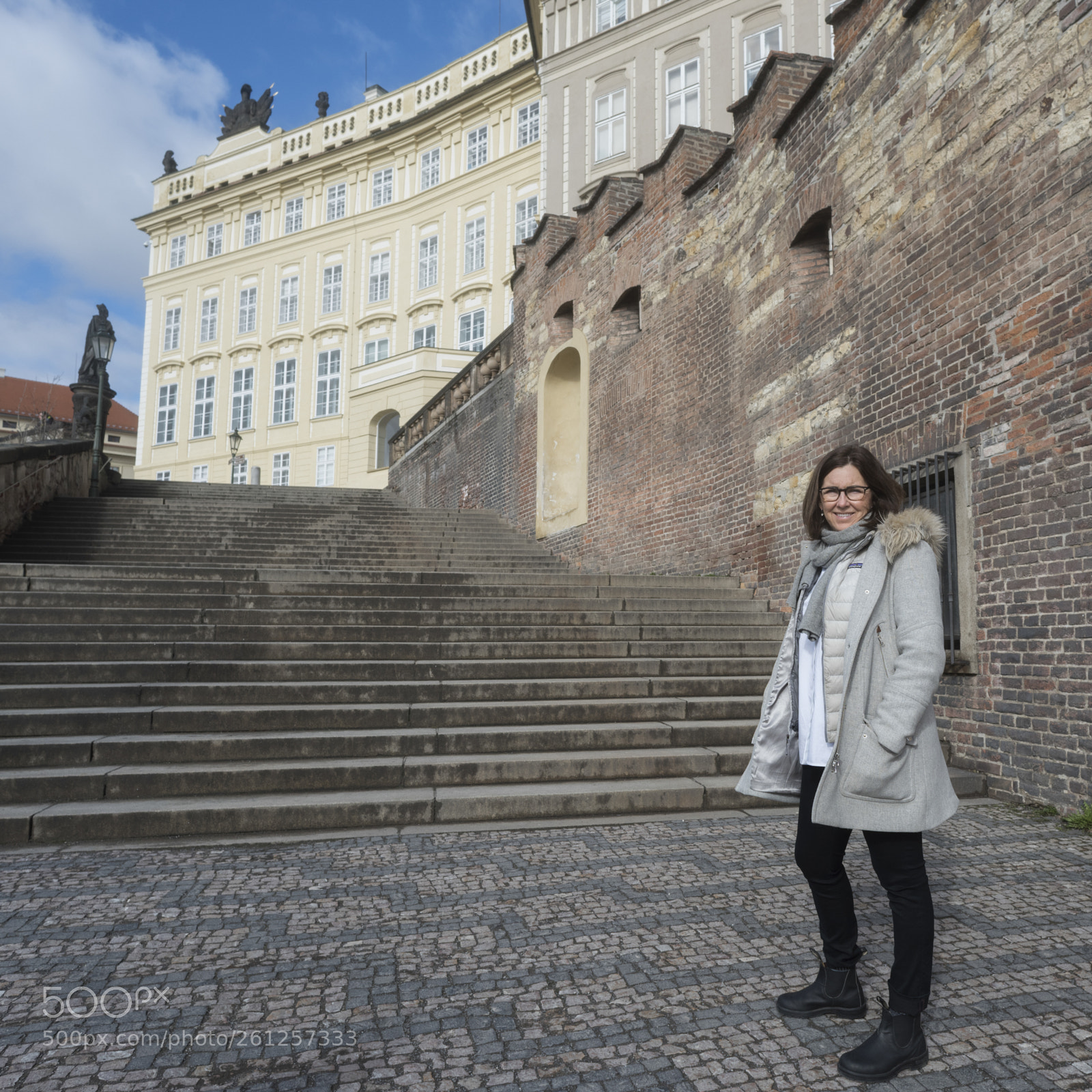 Nikon D810 sample photo. Woman standing at town photography
